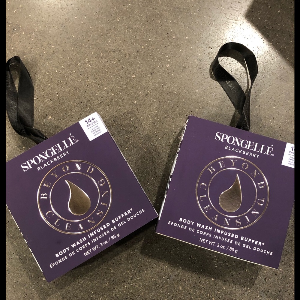 2 BNIB Spongelle Blackberry Infused Buffers